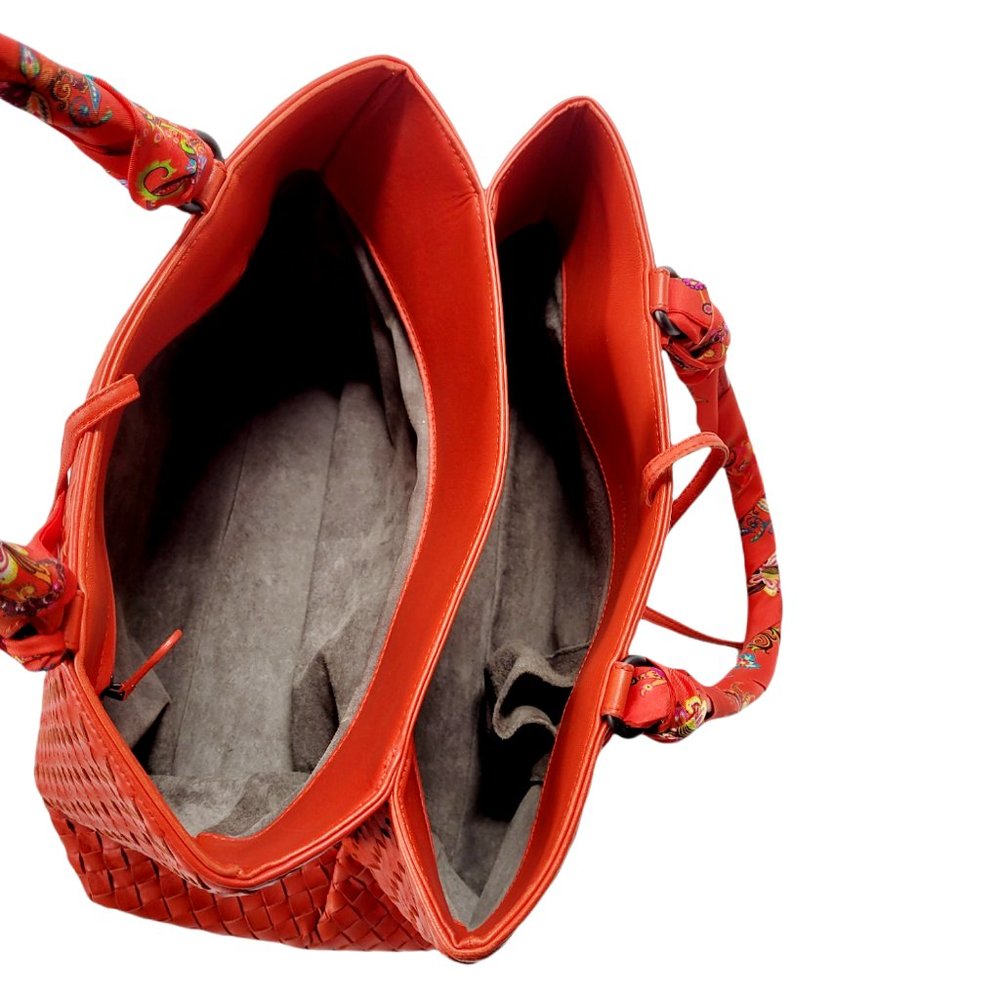 Bottega Veneta Red Intrecciato Woven Leather Tote Bag - Picture 9 of 11